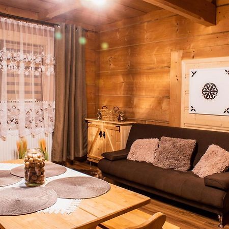Apartamenty Dwupoziomowe U Ciotki มูชองค์ชิคแล ภายนอก รูปภาพ