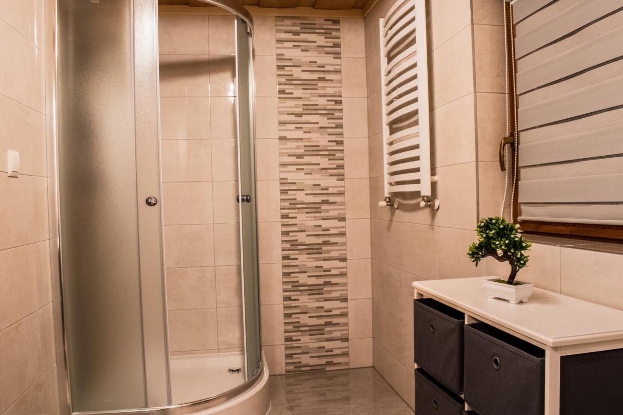Apartamenty Dwupoziomowe U Ciotki มูชองค์ชิคแล ภายนอก รูปภาพ