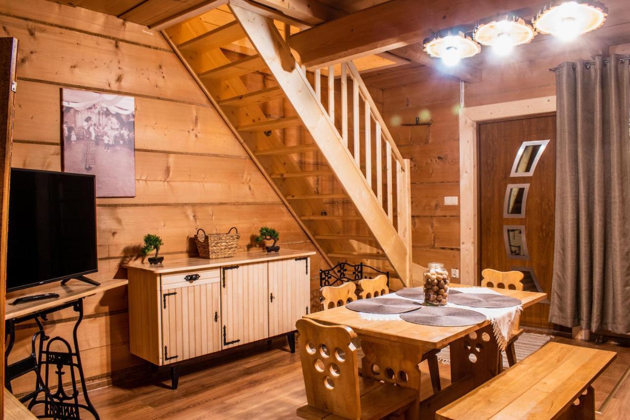 Apartamenty Dwupoziomowe U Ciotki มูชองค์ชิคแล ภายนอก รูปภาพ