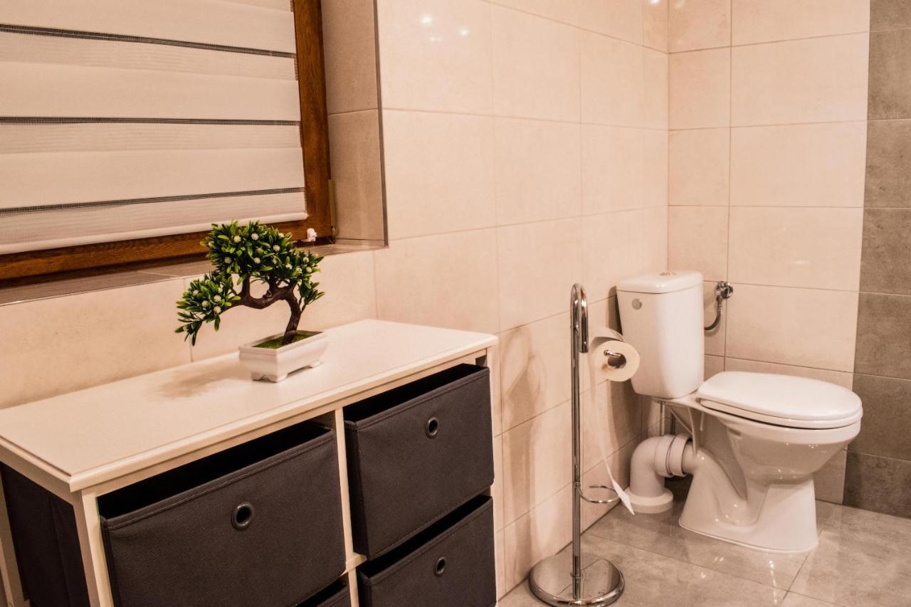 Apartamenty Dwupoziomowe U Ciotki มูชองค์ชิคแล ภายนอก รูปภาพ